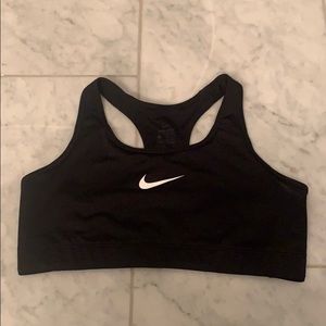 Sports bra
